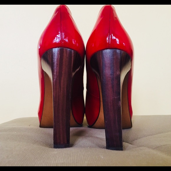 Hilfiger Collection Patent Leather Pumps - Picture 4 of 7